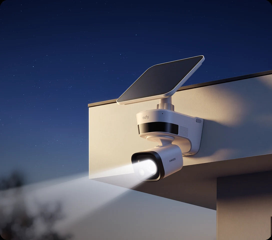 TrackLight Cam S1 lighting a driveway at night